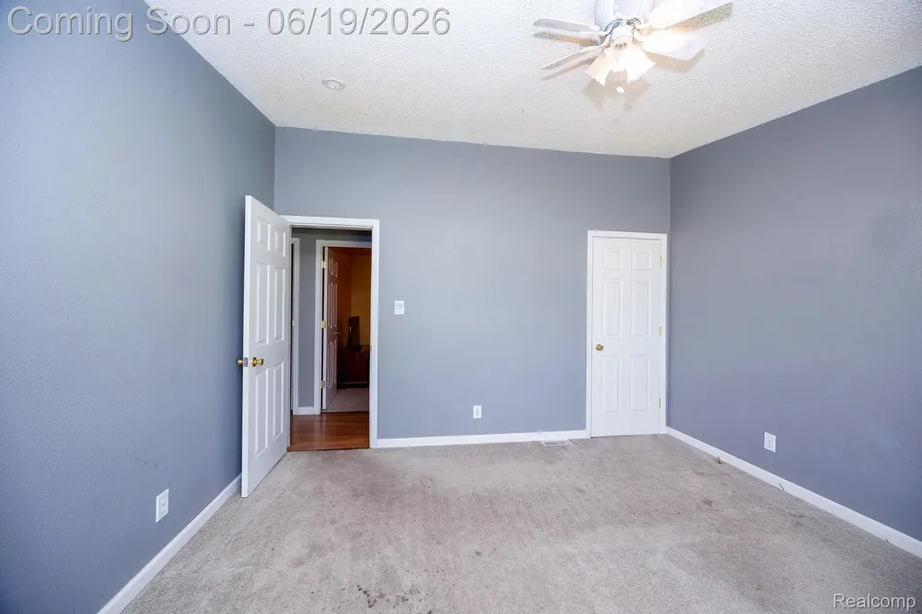 7860 War Road Frenchtown Township MI 48166