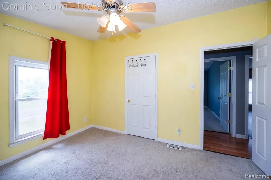 7860 War Road Frenchtown Township MI 48166