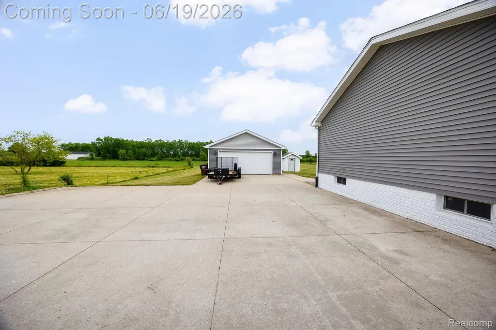 7860 War Road Frenchtown Township MI 48166