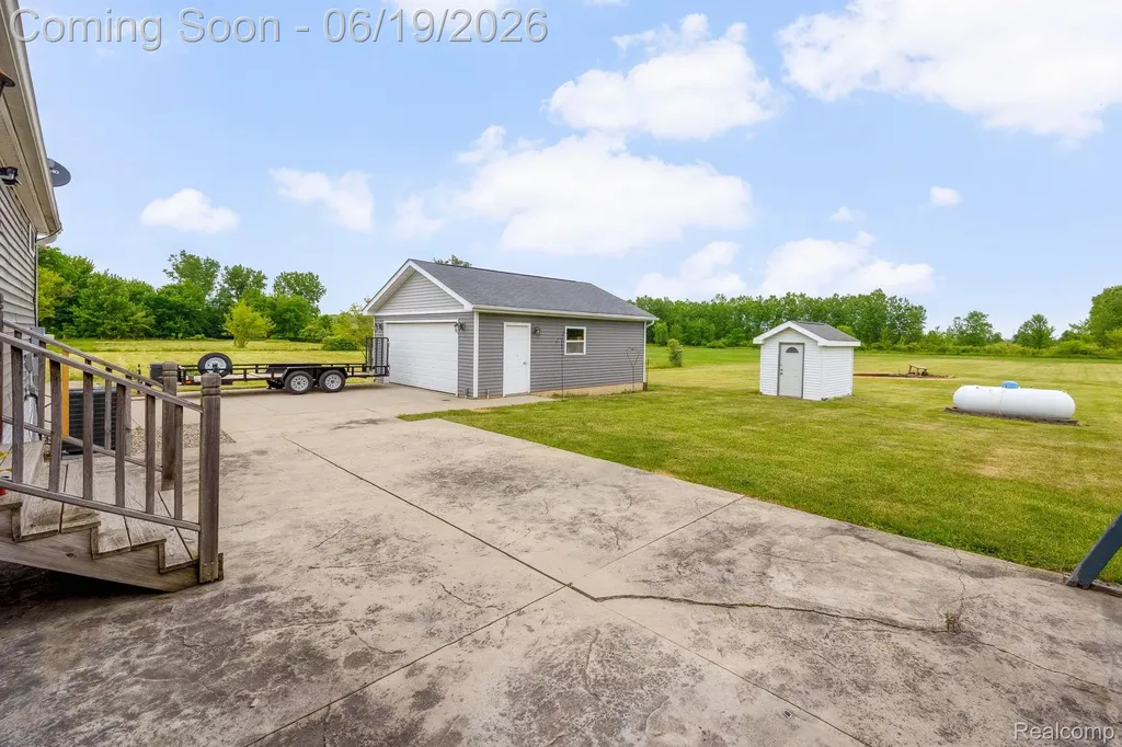 7860 War Road Frenchtown Township MI 48166