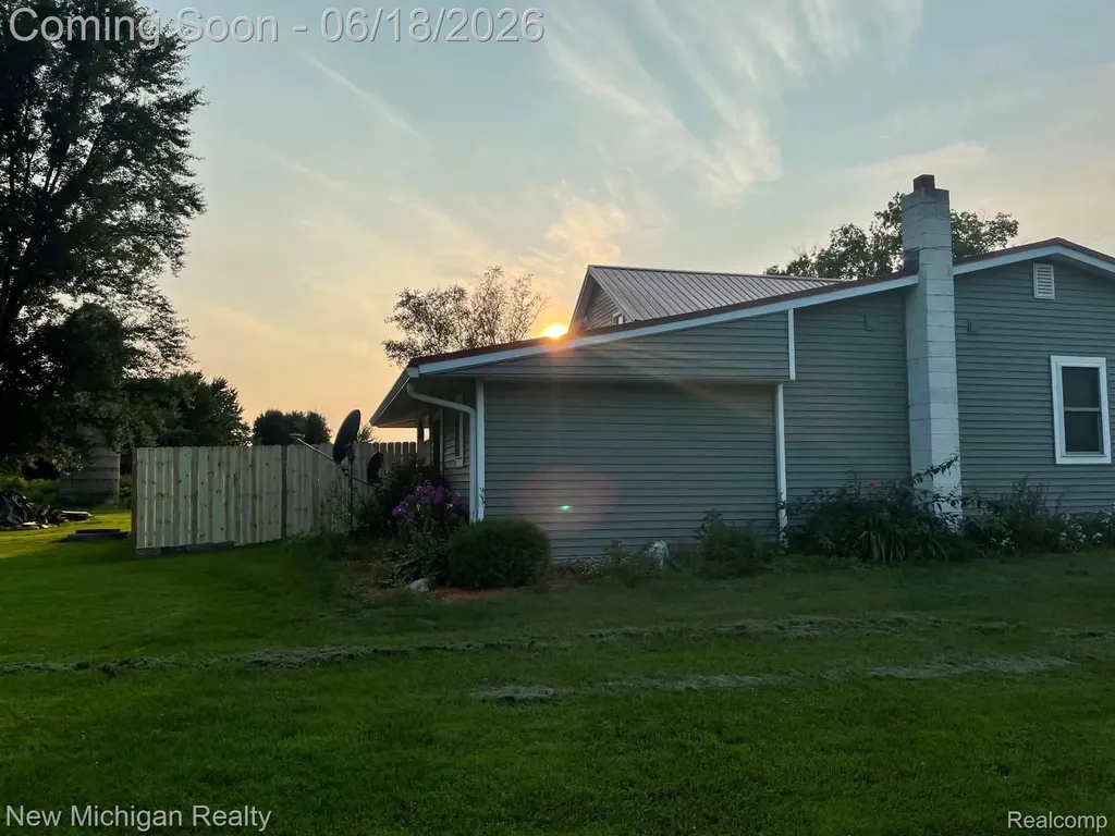 7415 W Farrand Road Montrose Charter Township MI 48420