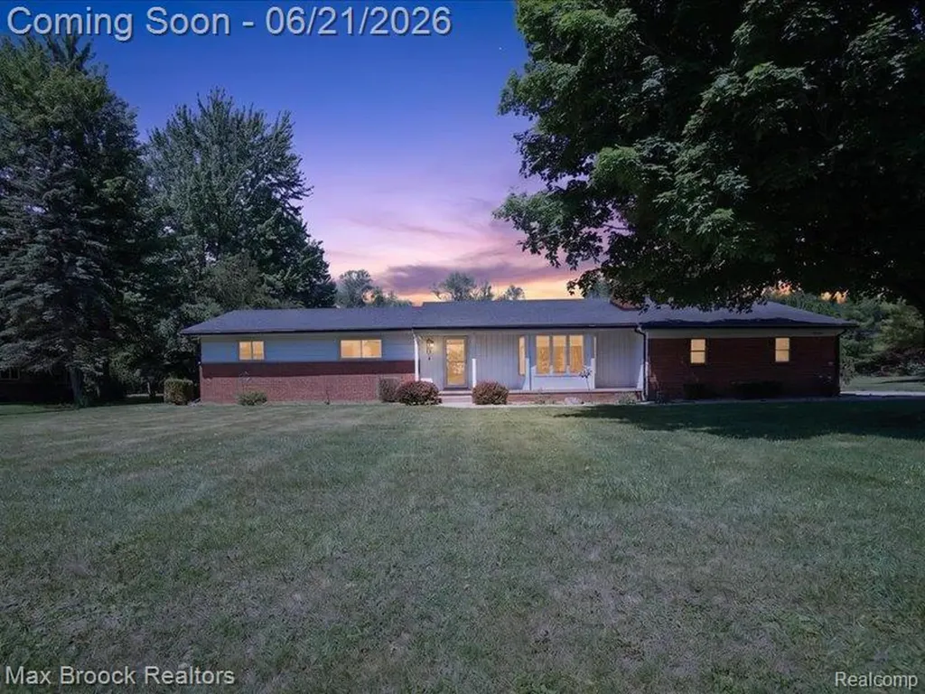 26159 Meadowview Drive Farmington Hills City MI 48331