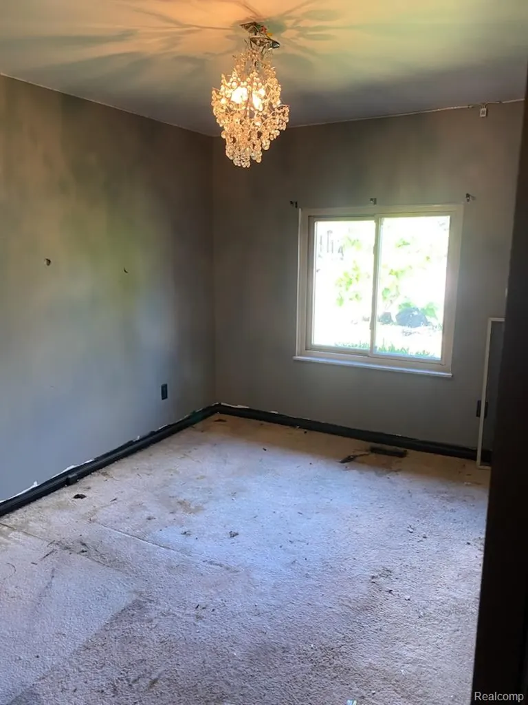 39910 Donahue Drive Clinton Charter Township MI 48038