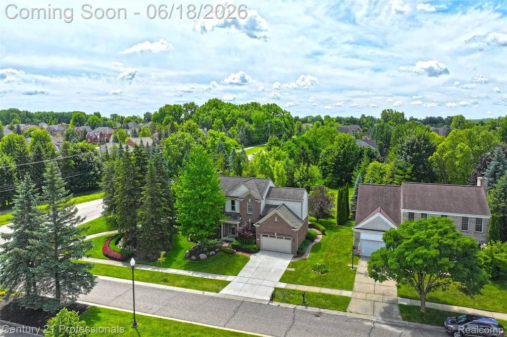 1892 Ring Neck Drive Rochester City MI 48307
