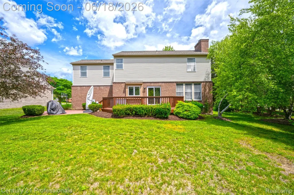 1892 Ring Neck Drive Rochester City MI 48307