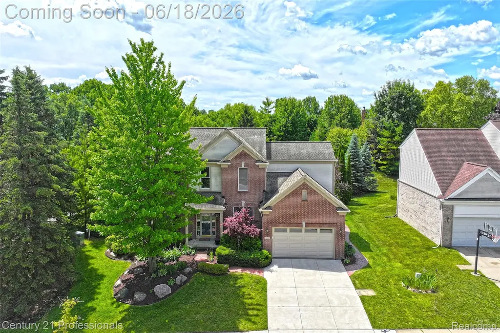 1892 Ring Neck Drive Rochester City MI 48307