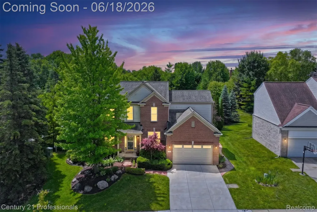 1892 Ring Neck Drive Rochester City MI 48307