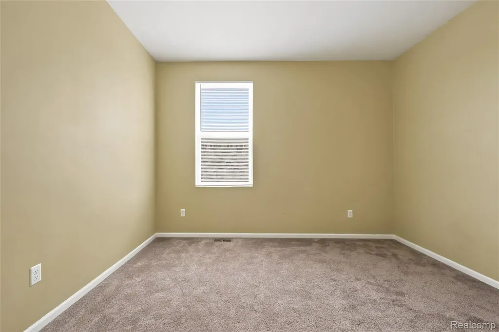 56626 Leeds Lane Macomb Township MI 48042