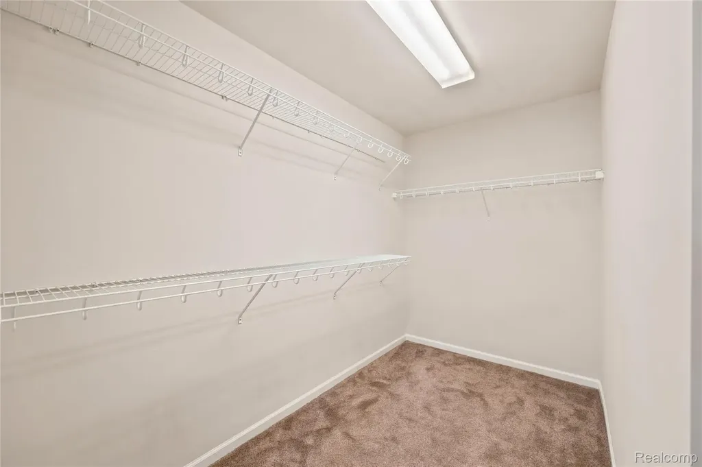 56626 Leeds Lane Macomb Township MI 48042