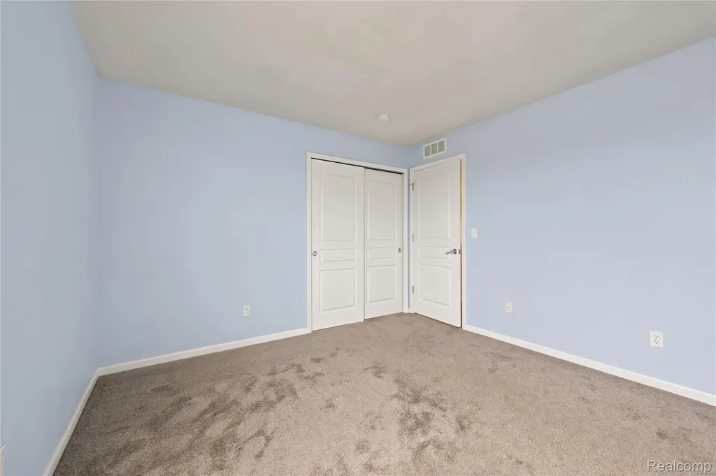 56626 Leeds Lane Macomb Township MI 48042