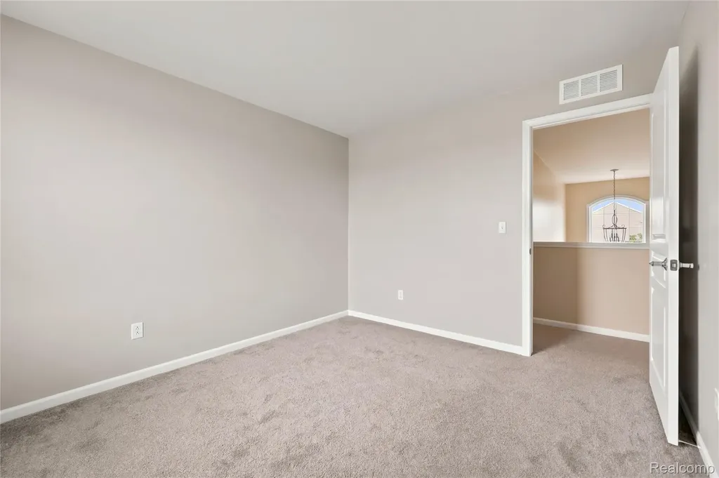 56626 Leeds Lane Macomb Township MI 48042
