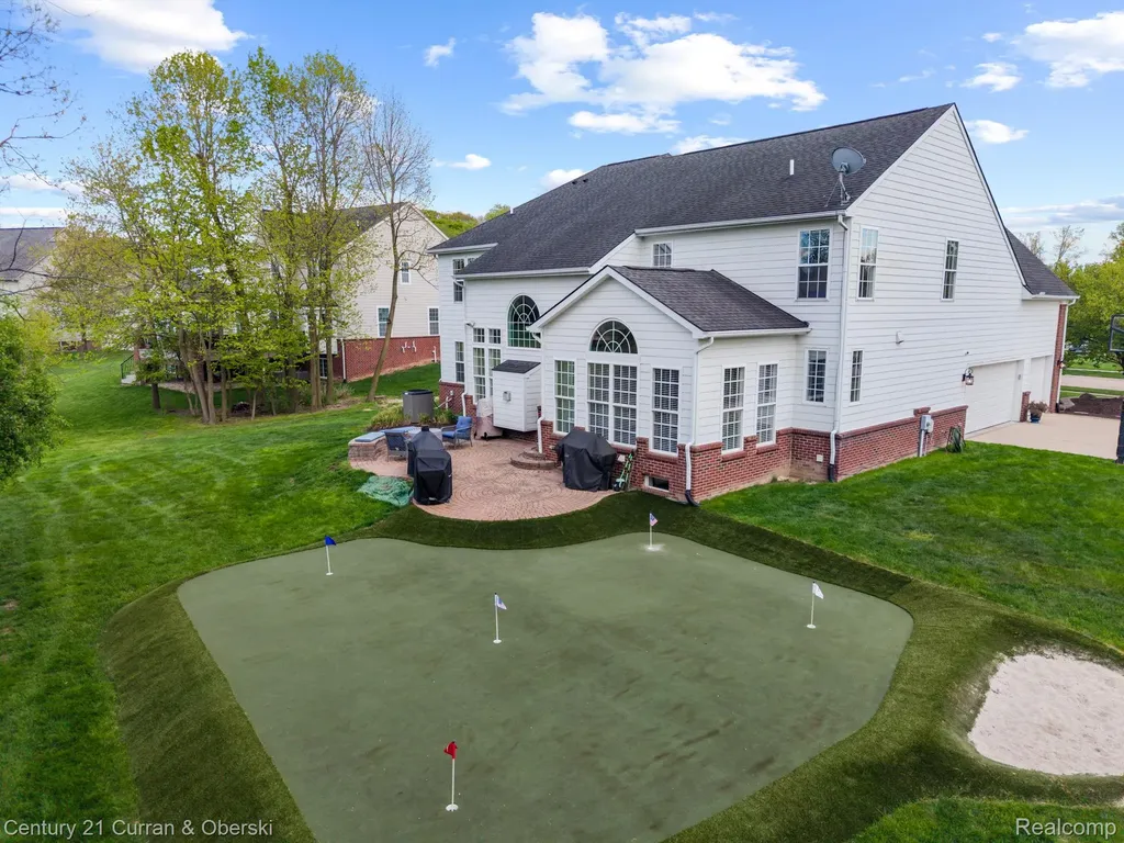23498 Prescott Lane W Lyon Charter Township MI 48178