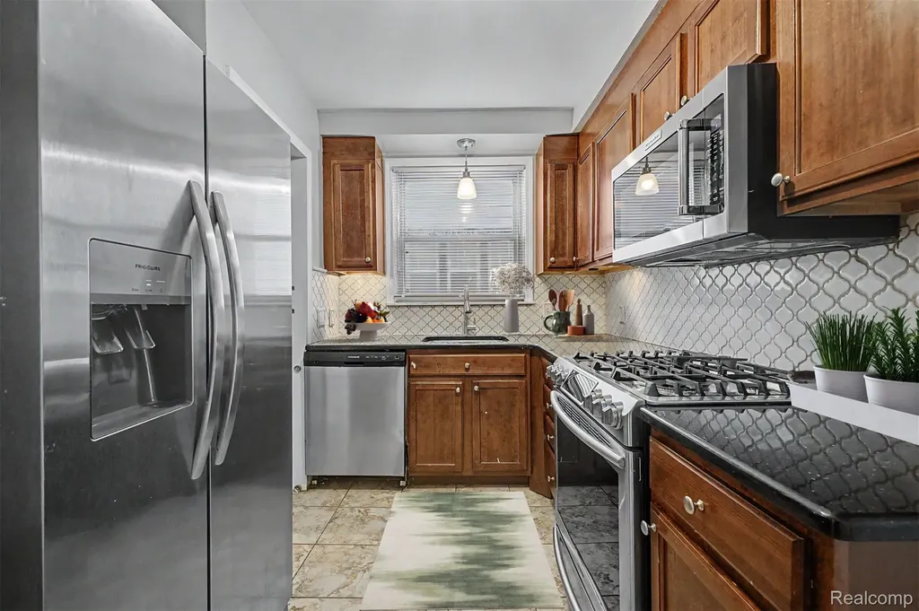 24800 Cherry Street Dearborn City MI 48124