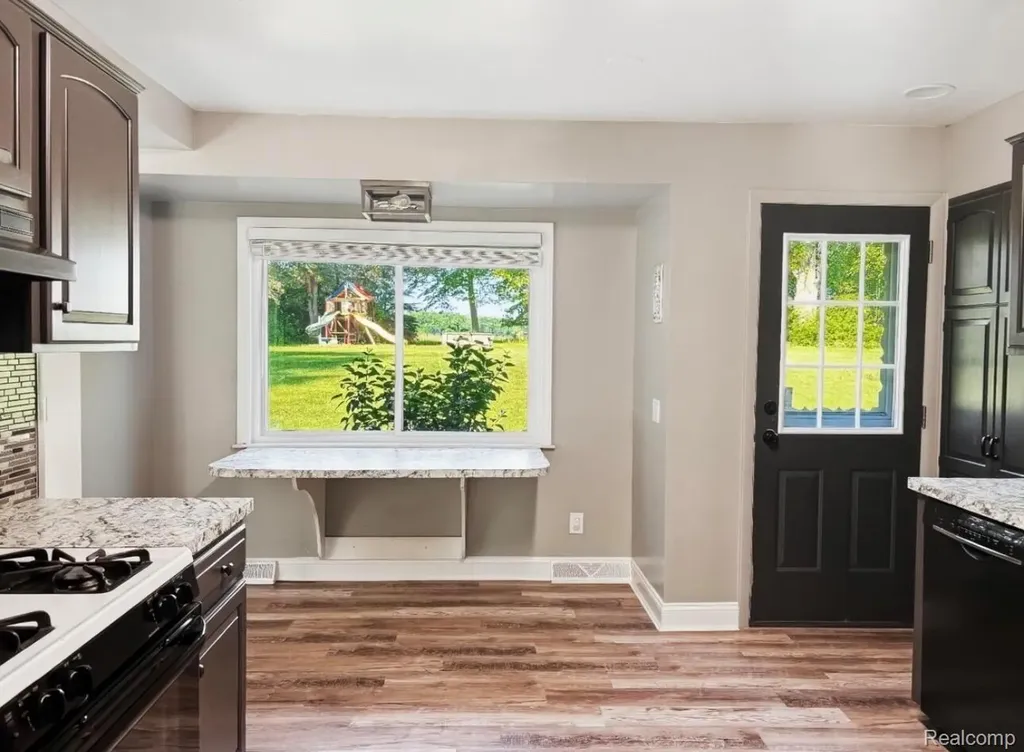 3835 N Graham Road Thomas Township MI 48623