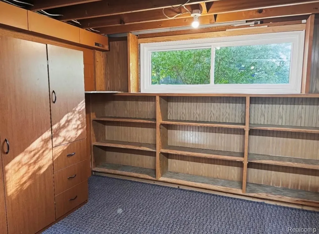 3835 N Graham Road Thomas Township MI 48623