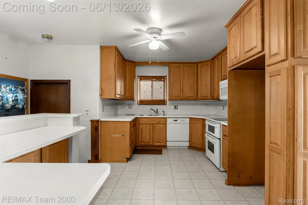 14370 Alexander Street Livonia City MI 48154