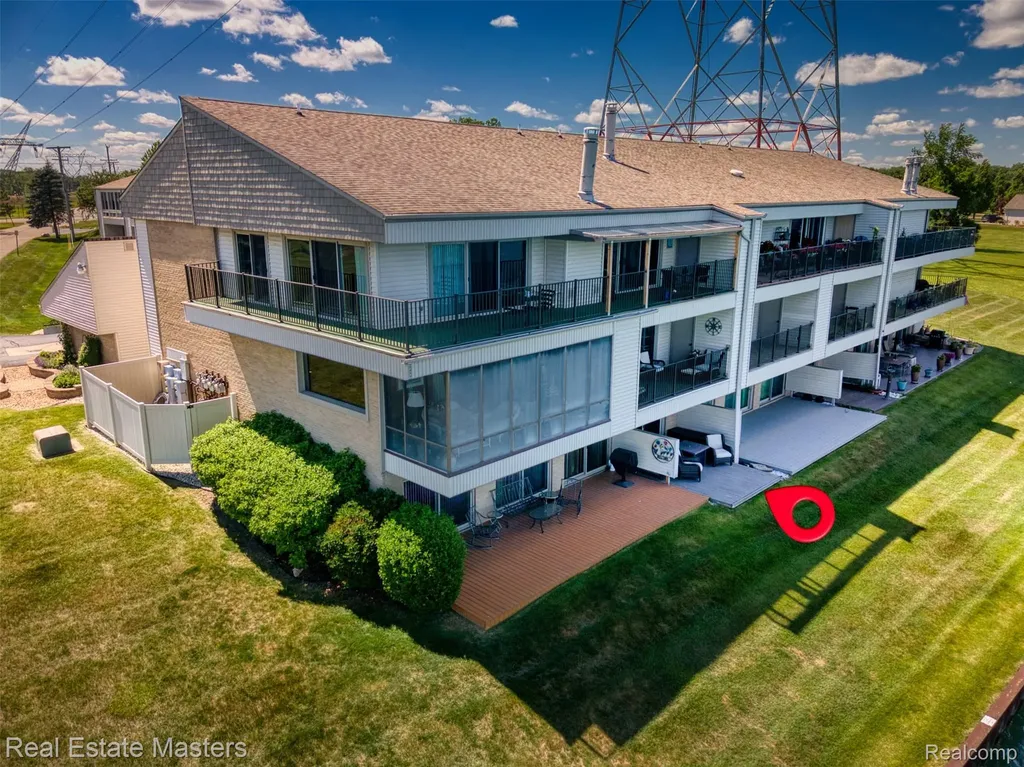 3997 River Road East China Township MI 48054