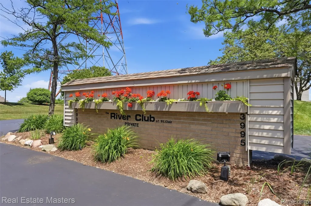 3997 River Road East China Township MI 48054