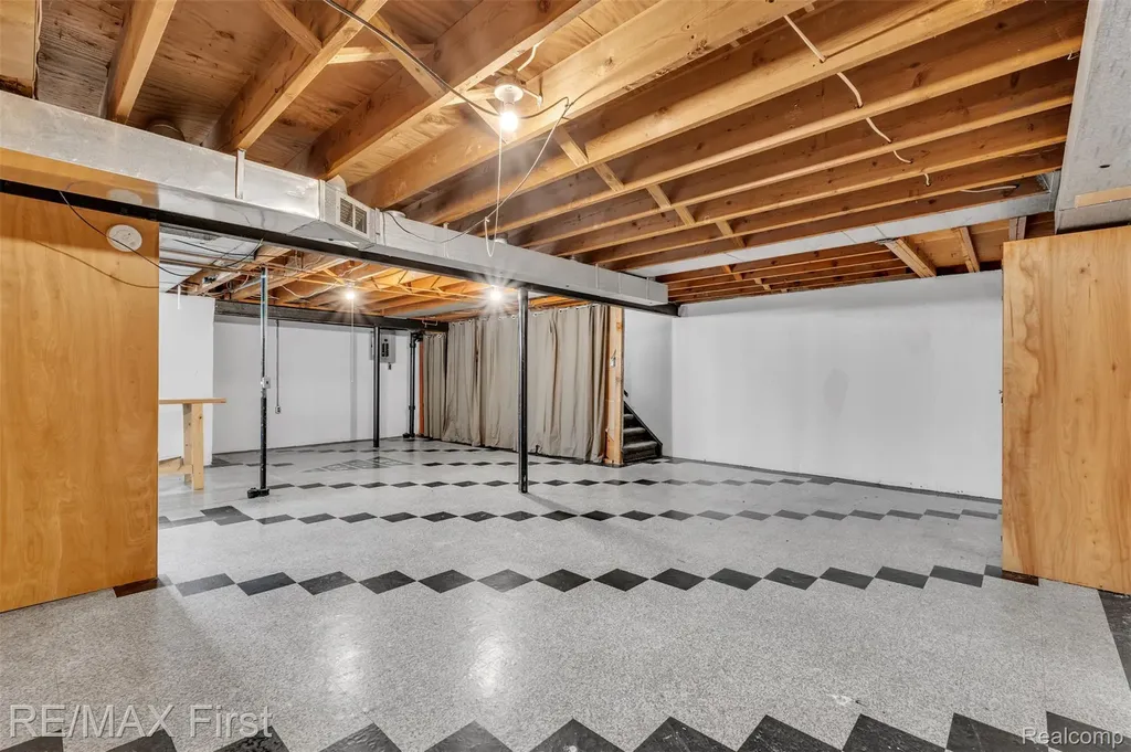 31923 Bella Vista Drive Farmington Hills City MI 48334