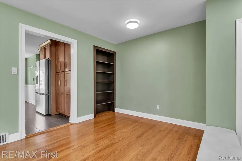 31923 Bella Vista Drive Farmington Hills City MI 48334