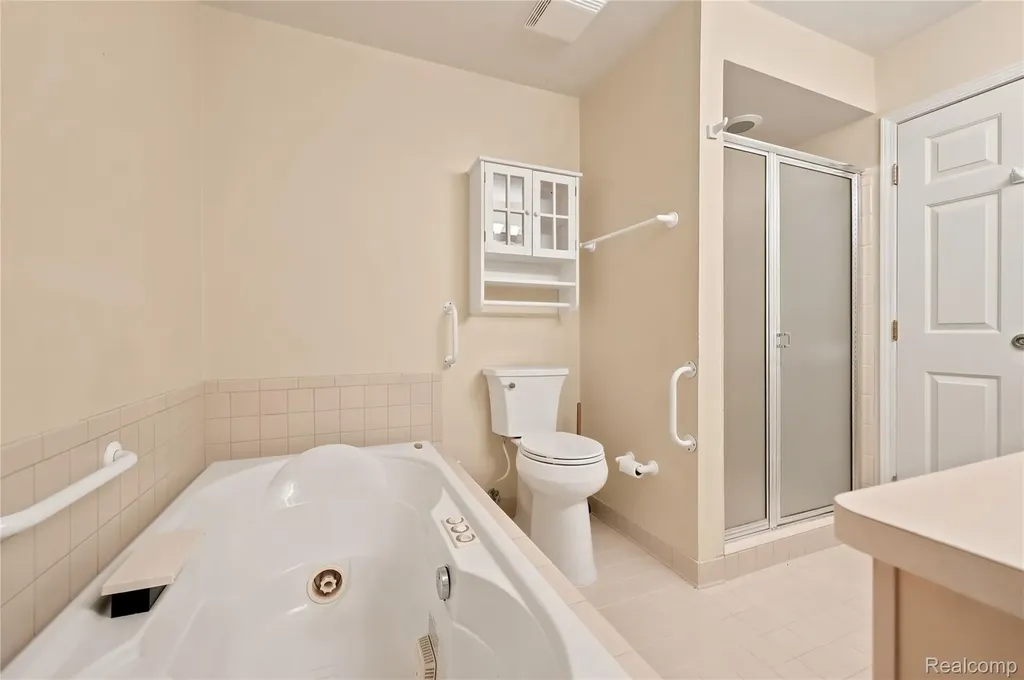 54698 Bellingham Drive Shelby Charter Township MI 48316