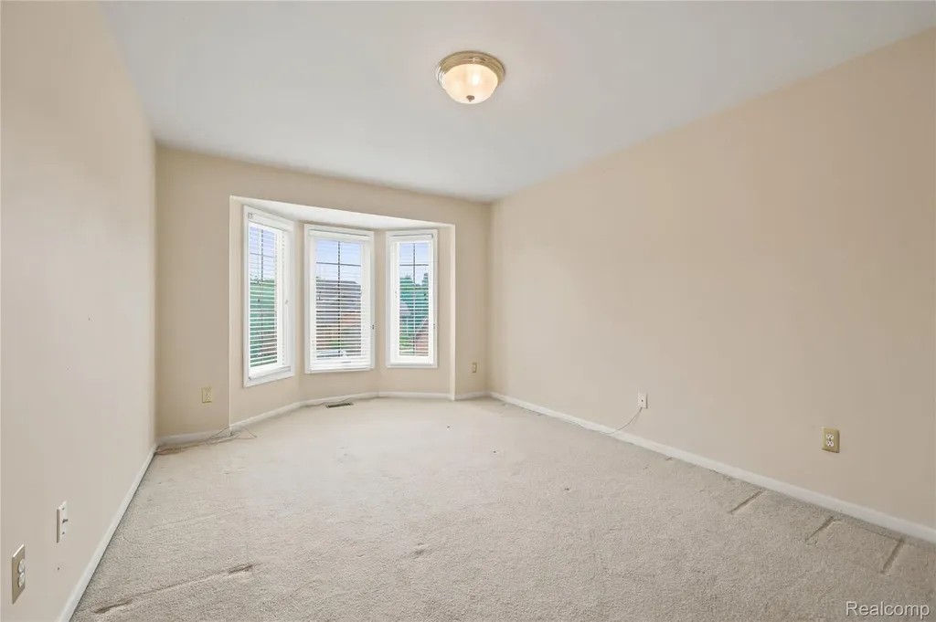 54698 Bellingham Drive Shelby Charter Township MI 48316
