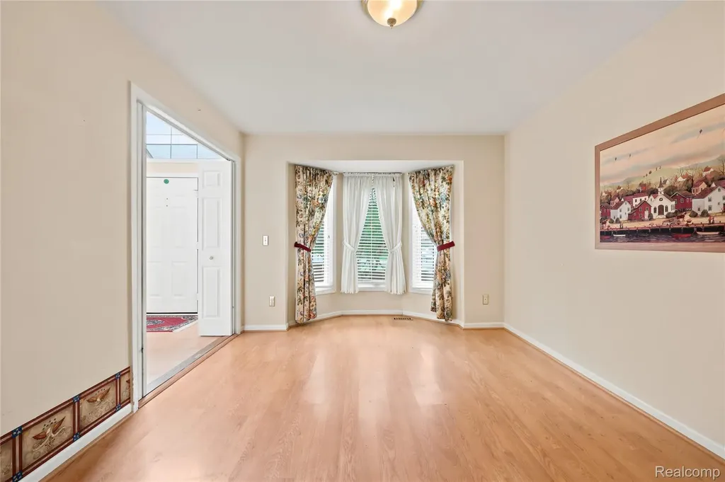 54698 Bellingham Drive Shelby Charter Township MI 48316