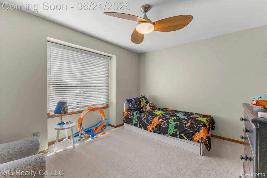 25499 Hunt Club Boulevard Farmington Hills City MI 48335