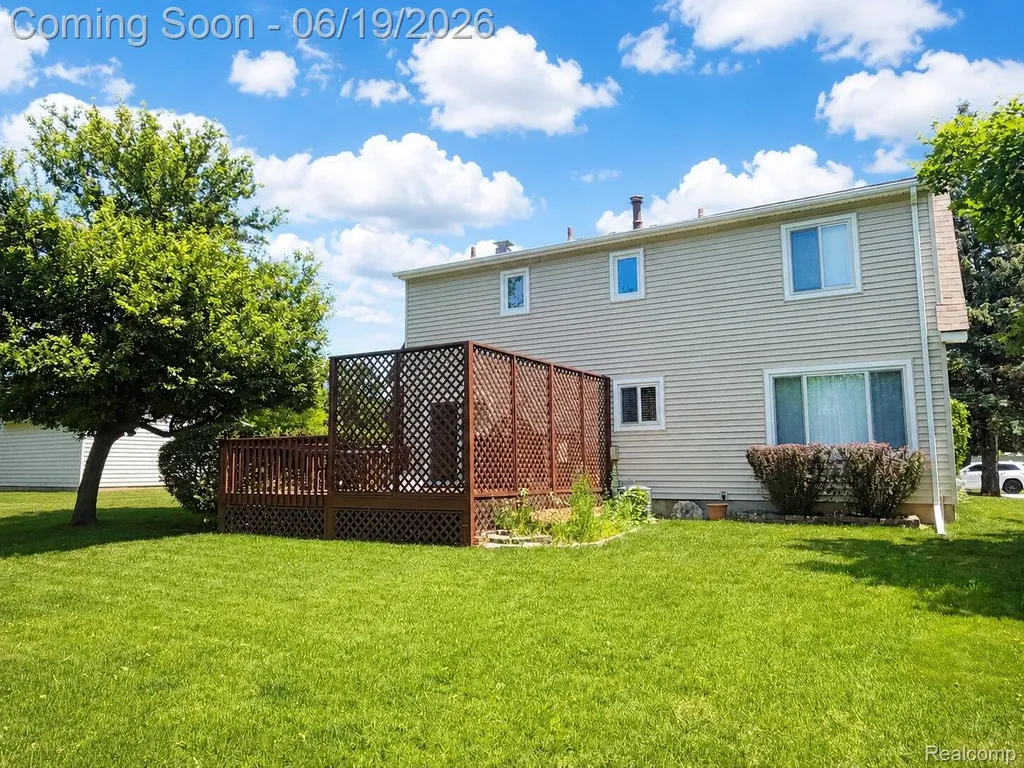 22533 Winfield Road Novi City MI 48375