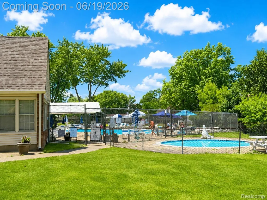 22533 Winfield Road Novi City MI 48375