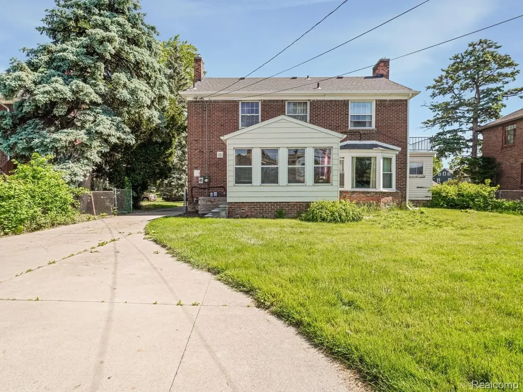 18281 Lancashire Street Detroit City MI 48223