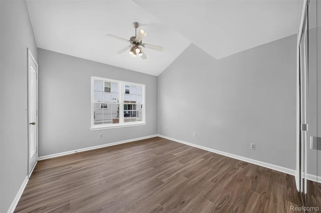141 W Kenilworth Avenue Royal Oak City MI 48067