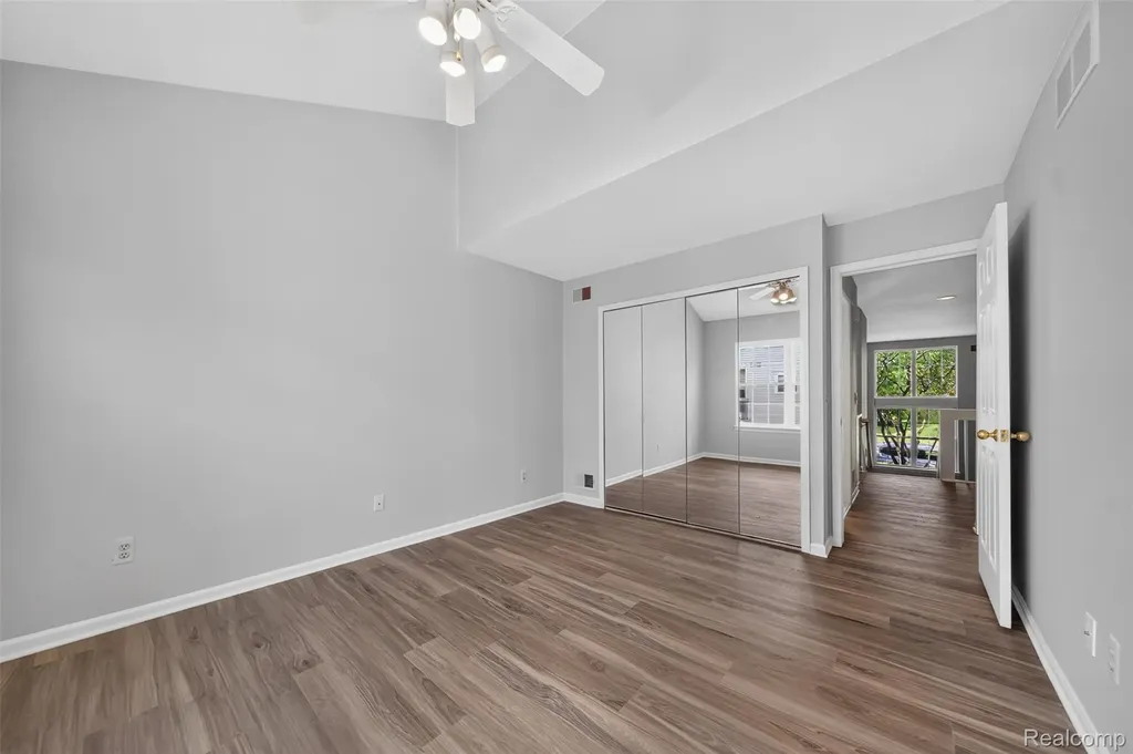 141 W Kenilworth Avenue Royal Oak City MI 48067