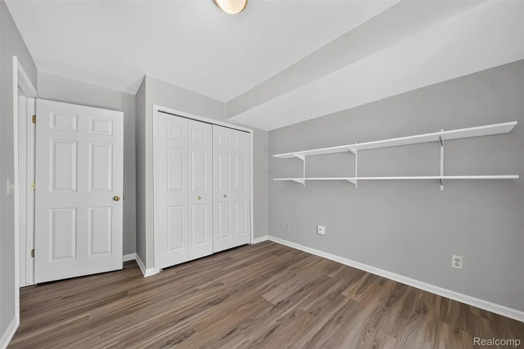 141 W Kenilworth Avenue Royal Oak City MI 48067