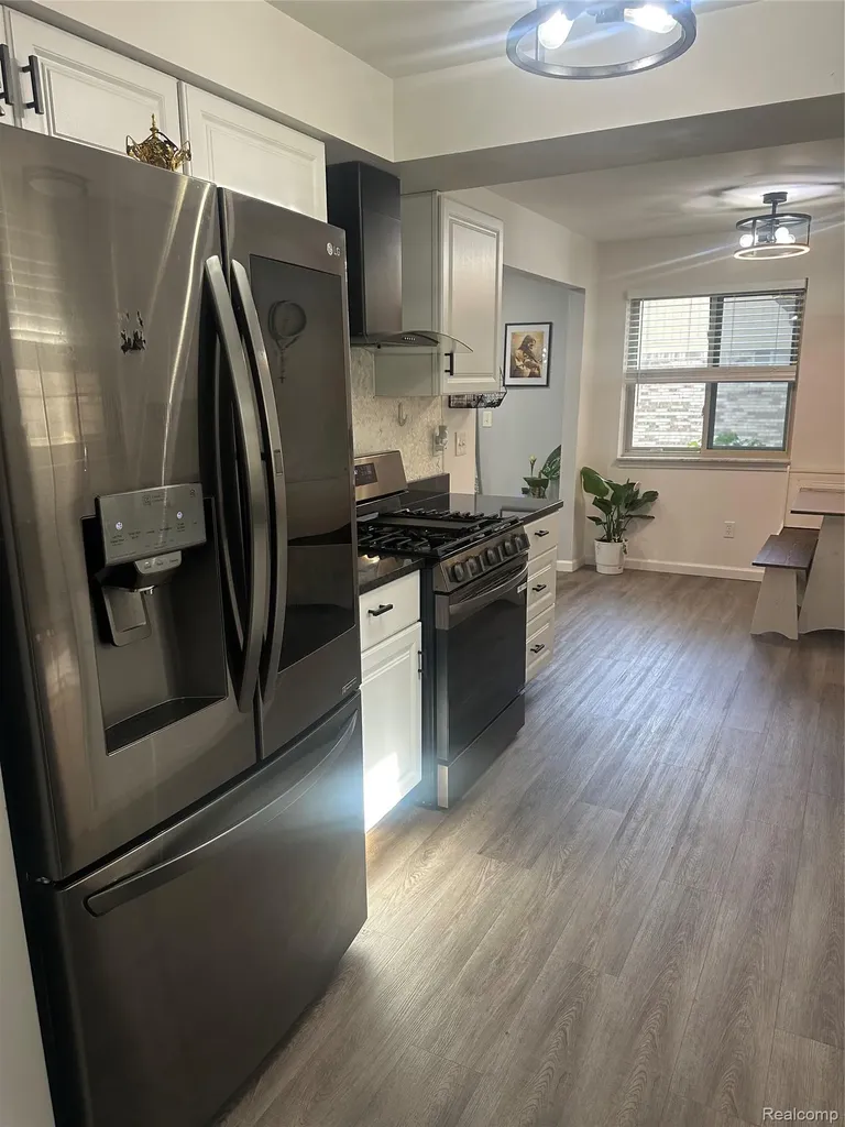 41460 Janet Circle Clinton Charter Township MI 48038