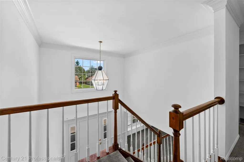 1872 Flemington Drive Troy City MI 48098