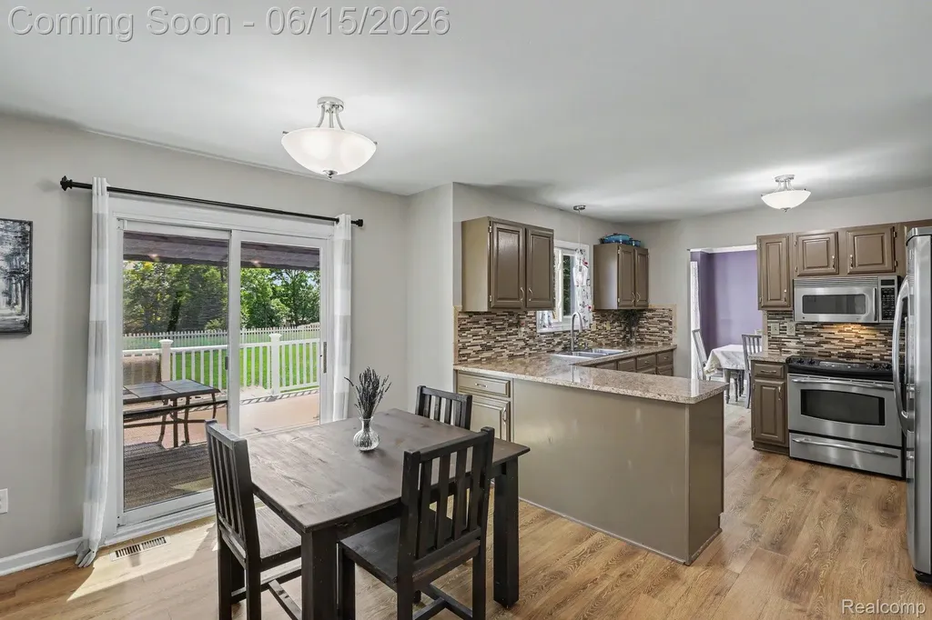 6433 Woodcrest Ridge Independence Charter Township MI 48346