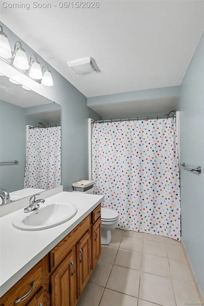 6433 Woodcrest Ridge Independence Charter Township MI 48346