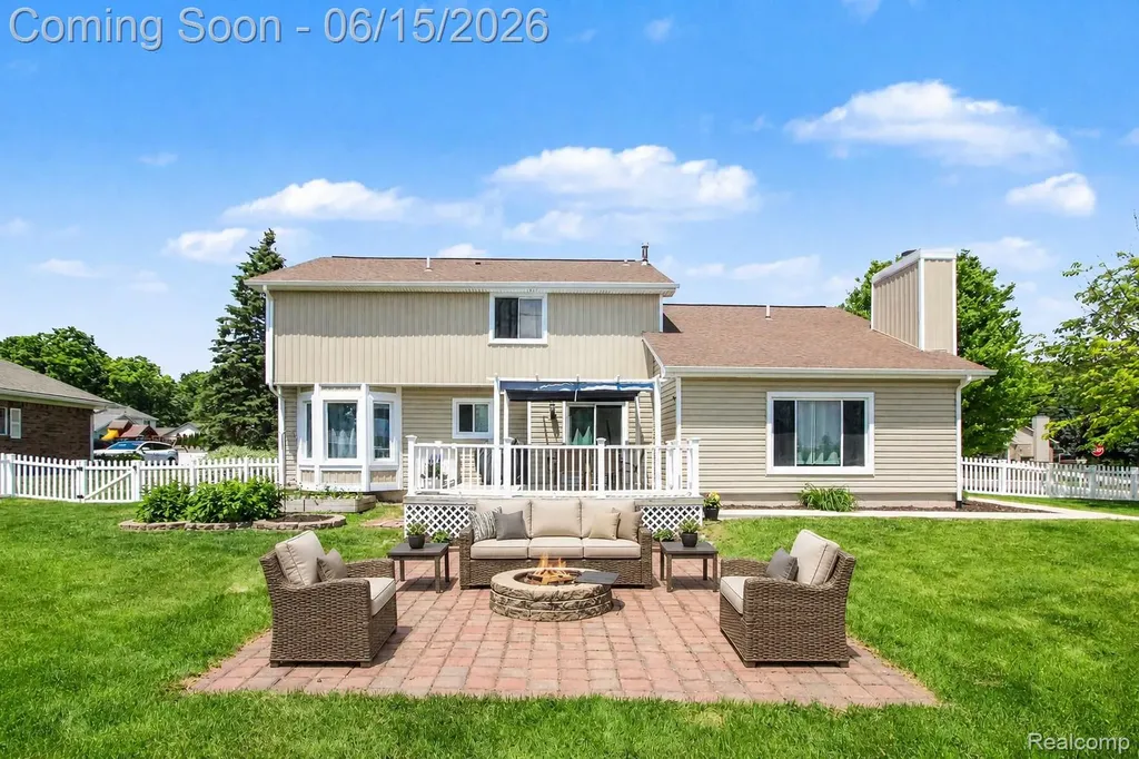 6433 Woodcrest Ridge Independence Charter Township MI 48346