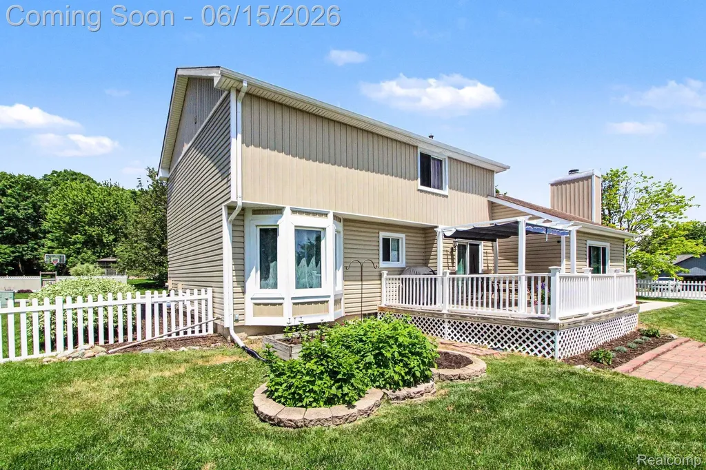 6433 Woodcrest Ridge Independence Charter Township MI 48346