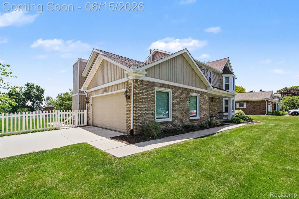 6433 Woodcrest Ridge Independence Charter Township MI 48346