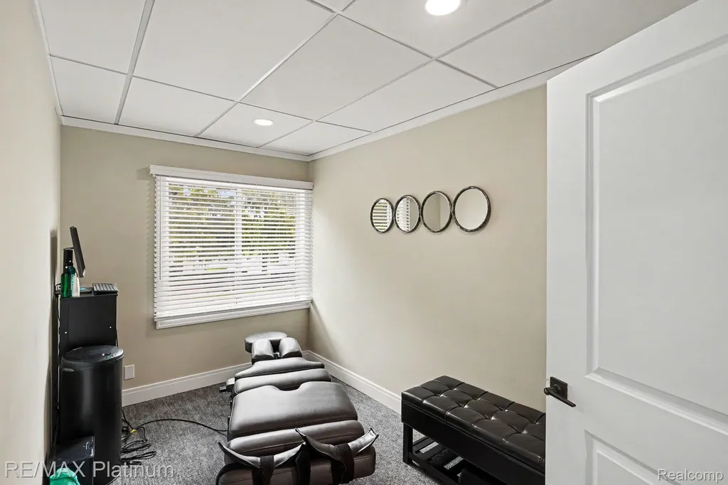 8082 W Grand River Brighton Township MI 48114