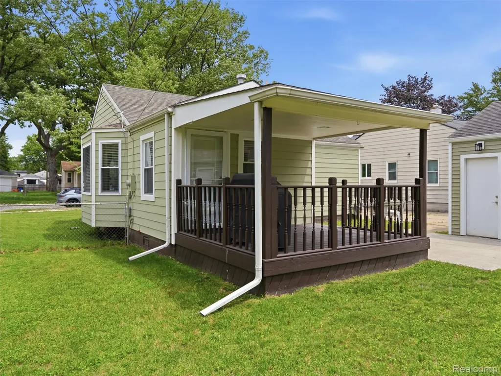 1514 S Wilson Avenue Royal Oak City MI 48067