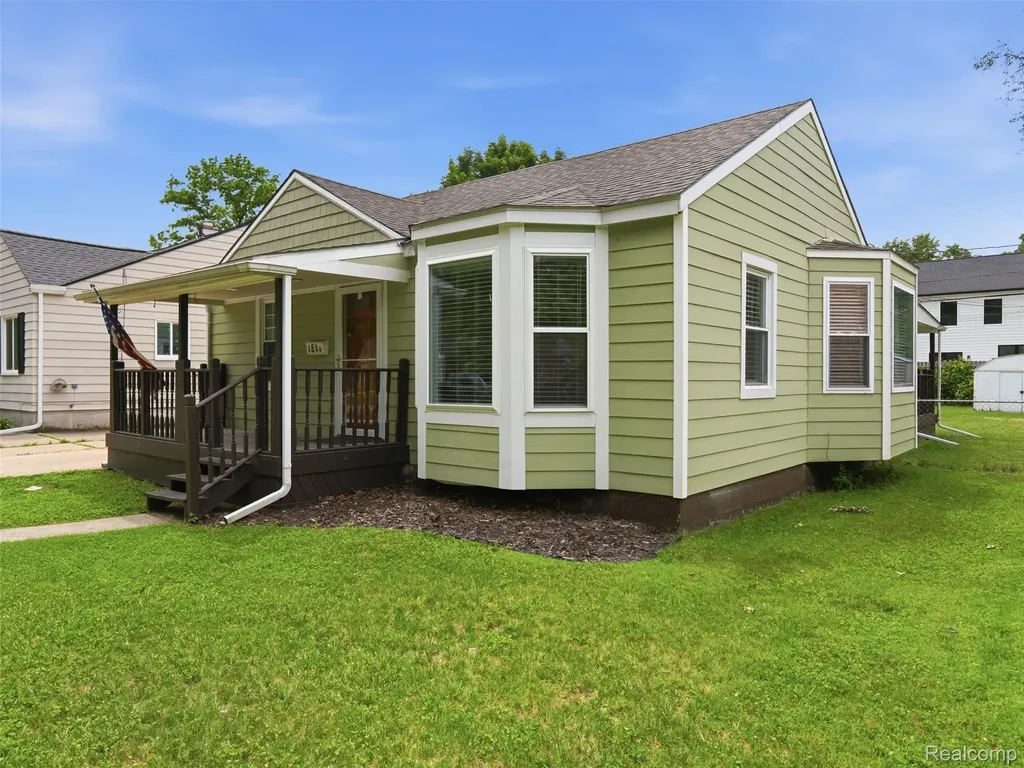 1514 S Wilson Avenue Royal Oak City MI 48067