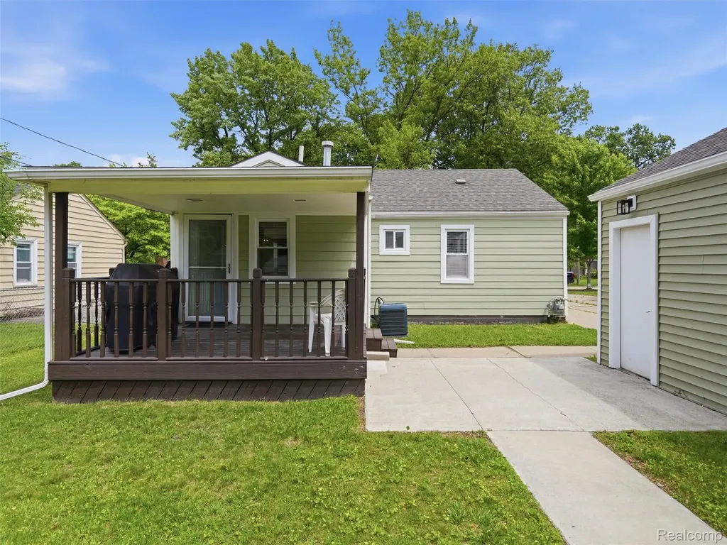 1514 S Wilson Avenue Royal Oak City MI 48067