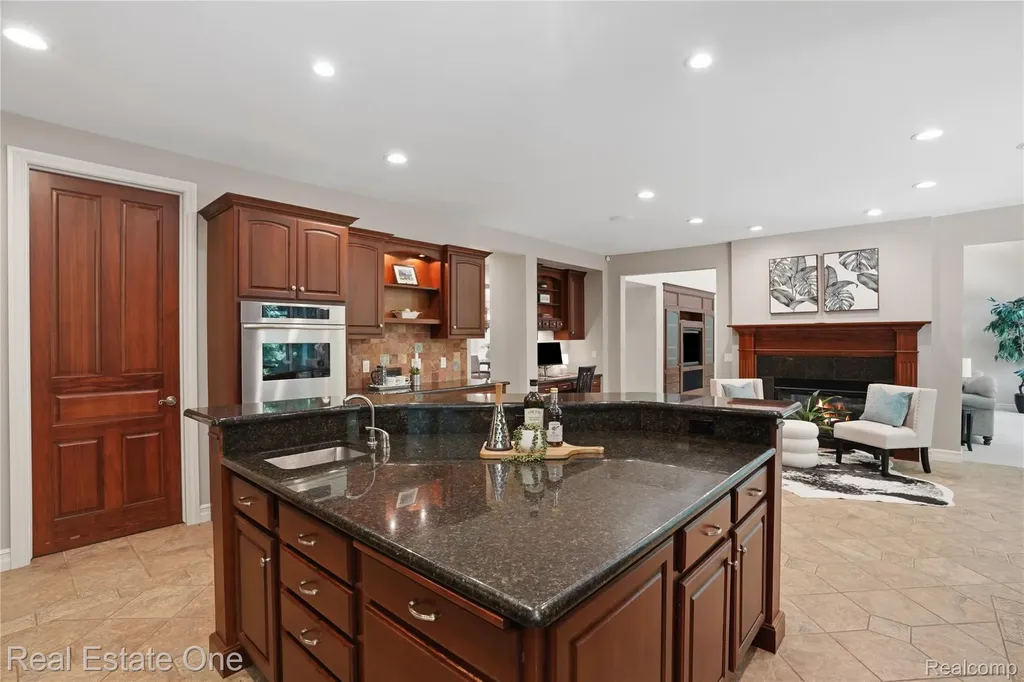 2764 Tall Timbers Drive Milford Charter Township MI 48380
