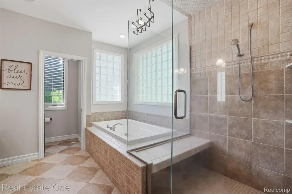 2764 Tall Timbers Drive Milford Charter Township MI 48380