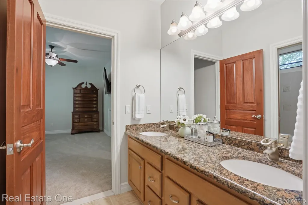 2764 Tall Timbers Drive Milford Charter Township MI 48380