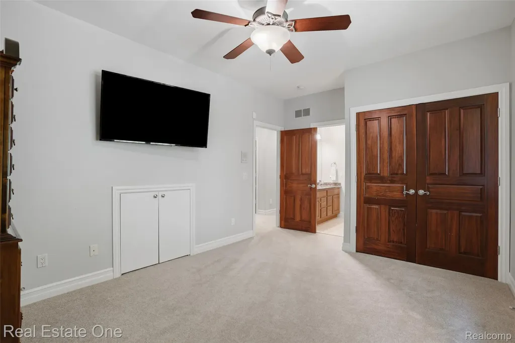 2764 Tall Timbers Drive Milford Charter Township MI 48380