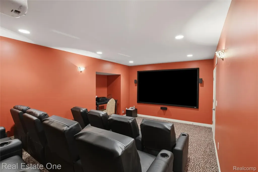 2764 Tall Timbers Drive Milford Charter Township MI 48380